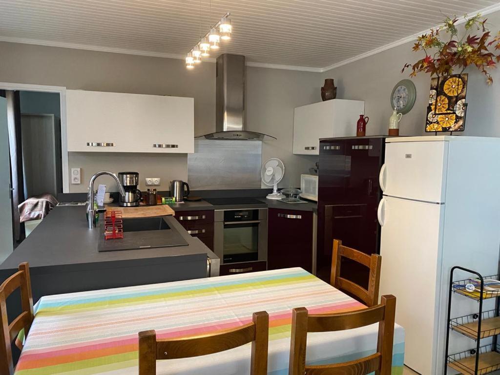Gite A La Ferme - Confort & Nature Senouillac Exterior photo